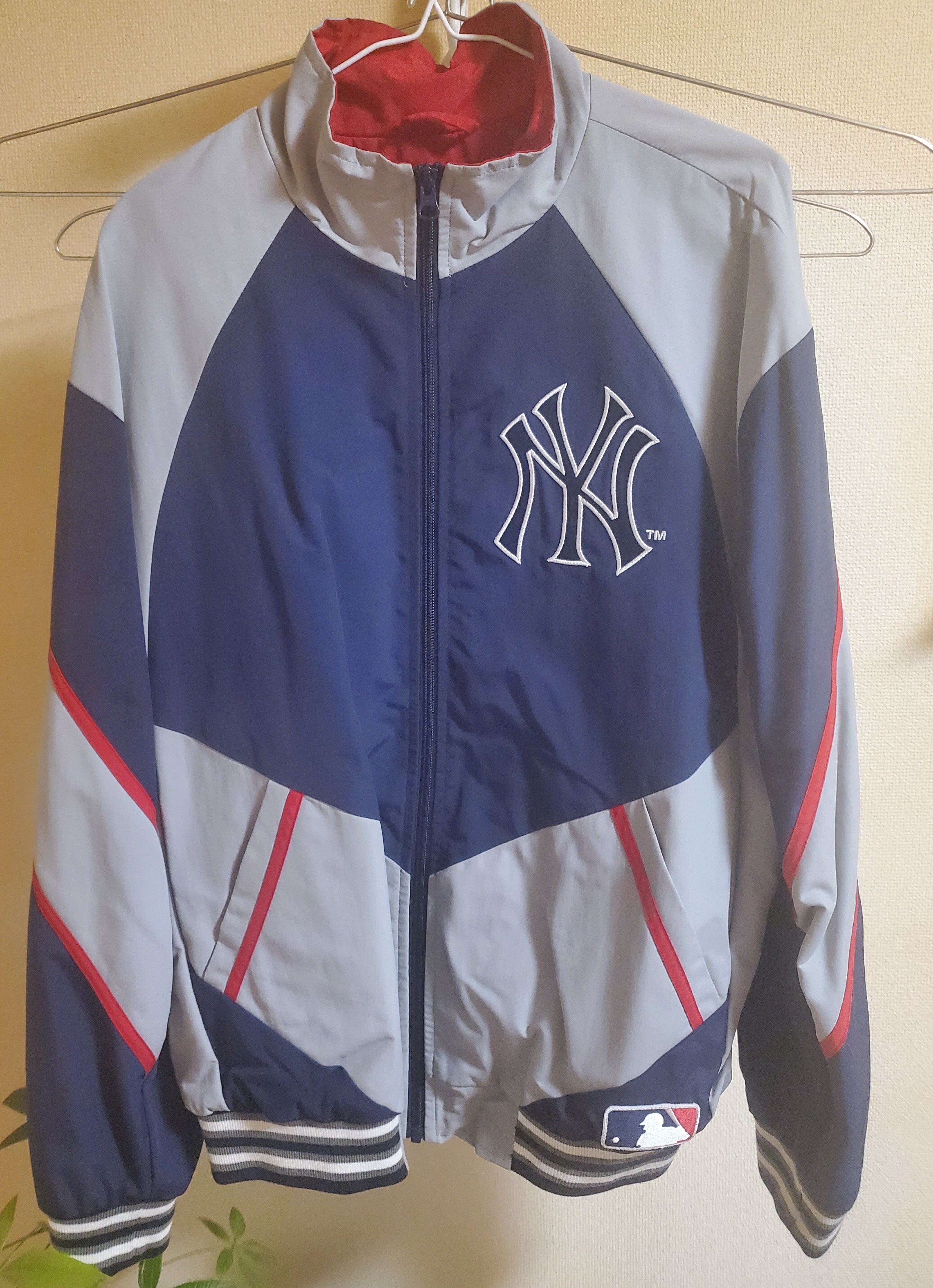 Supreme New York YankeesTM Track Jacket "Navy"
