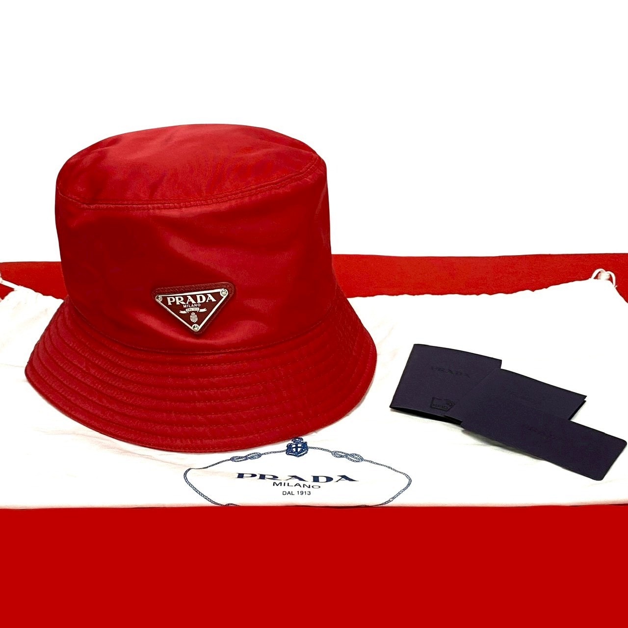 PRADA プラダ Re-Nylon 三角ロゴ ナイロン ハット レッド
64275