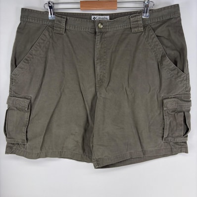 古着 コロンビア Columbia パンツ カーゴ ワンポイントロゴ ショートパンツ ジップ 大きいサイズ サイドポケット w42 グレー系 メンズ