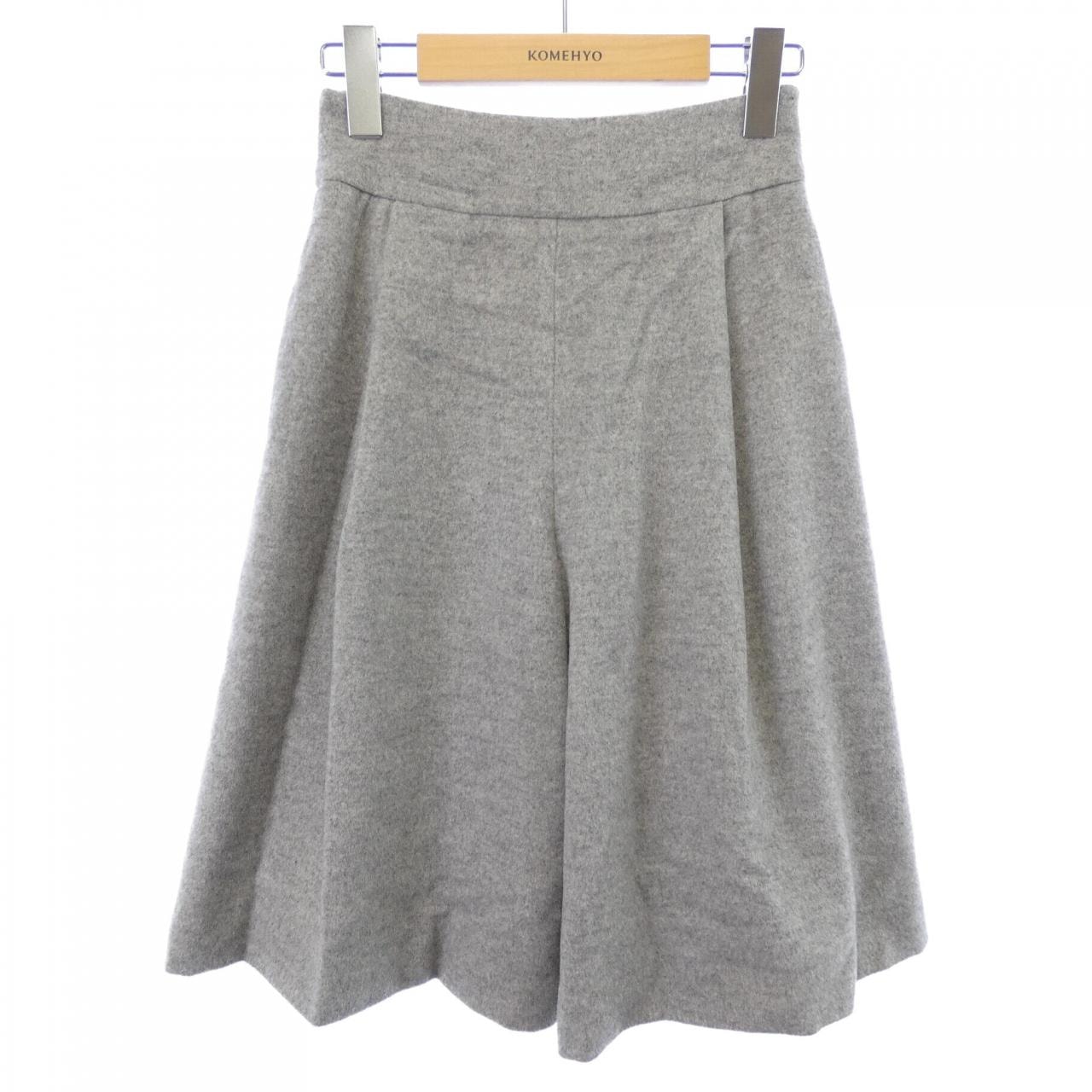 C (やや傷や汚れあり)】フォクシー FOXEY 40380 ショートパンツの古着