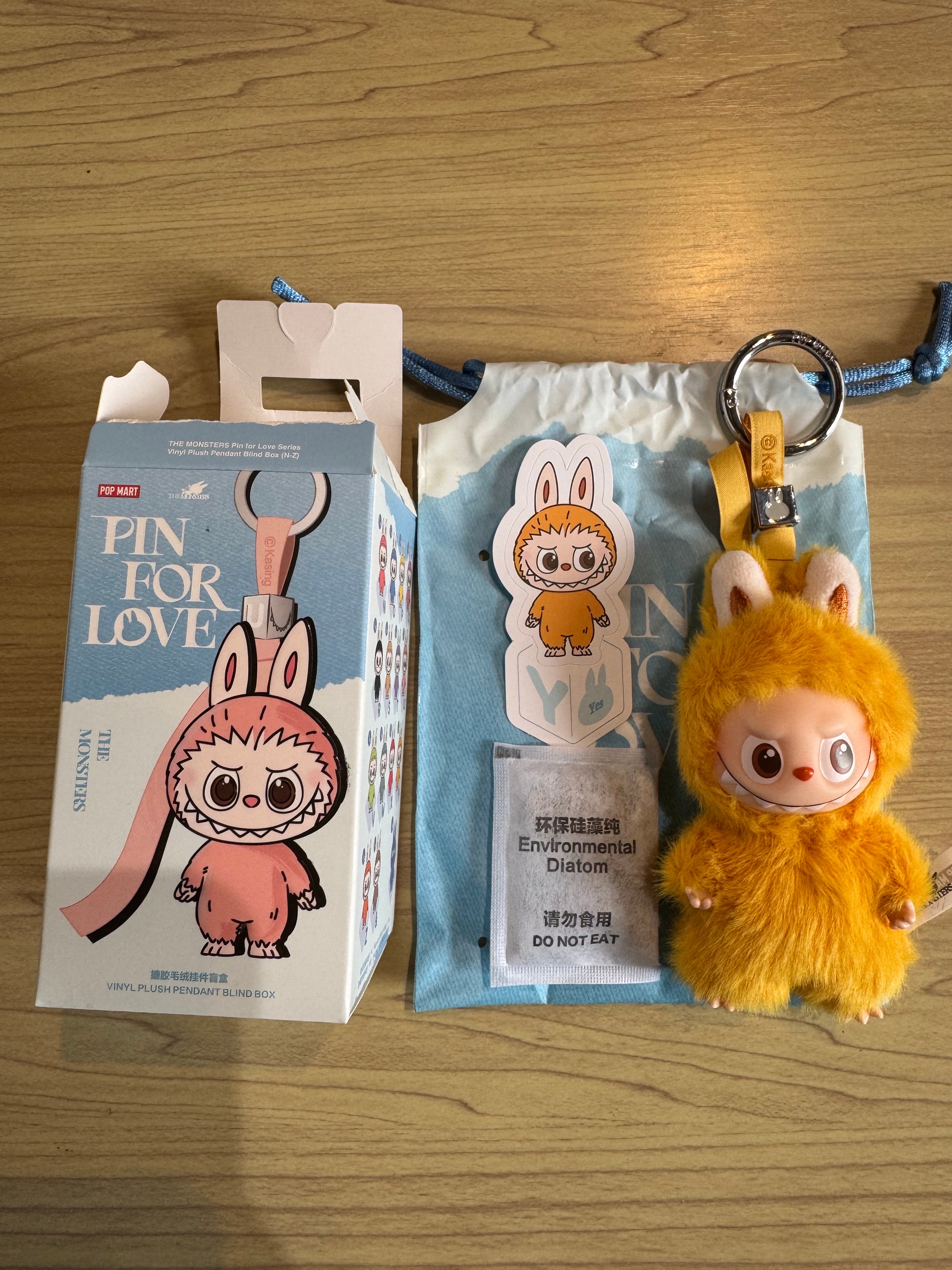 POP MART THE MONSTERS (LABUBU) Pin for Love Series-Vinyl Plush Pendant (N-Z) Y