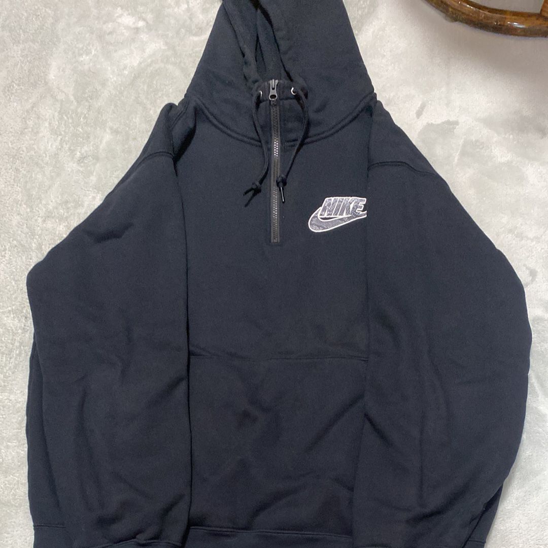 Supreme / Nike® Half Zip Hooded Sweatshirt "Black"