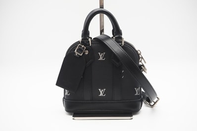 美品 LOUIS VUITTON ルイ・ヴィトン カーフスキン ナノアルマ ファレル ウィリアムス M83184 2wayショルダーバッグ ブラック カーフレザー レディース