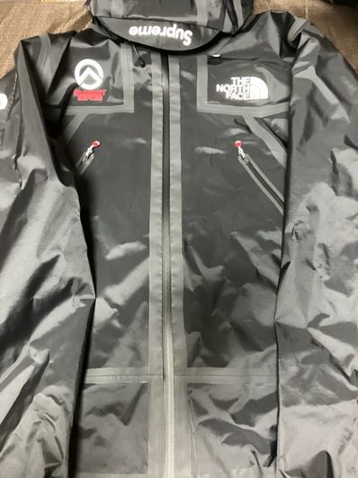 Supreme x The North Face Summit Series Outer Tape Seam Shell Jacket "Black"