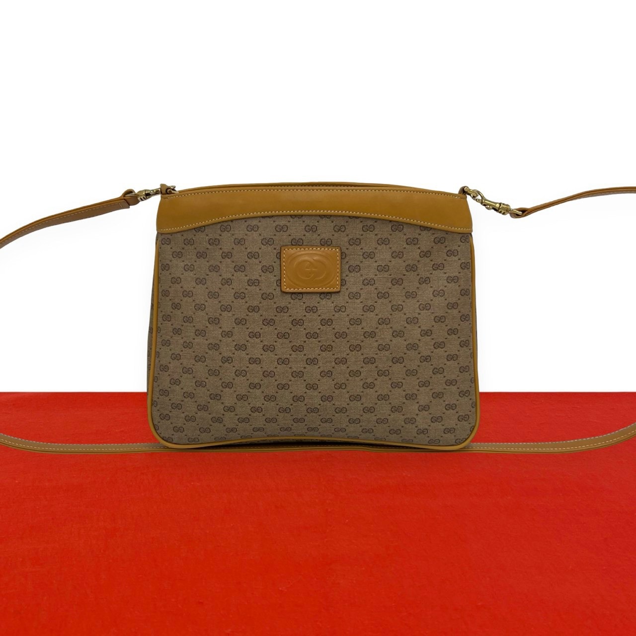 GUCCI グッチ マイクロGG ロゴ PVC レザー ショルダーバッグ ブラウン
15414