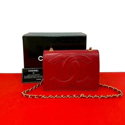 CHANEL シャネル ココマーク ラムスキン ショルダーバッグ レッド
97353