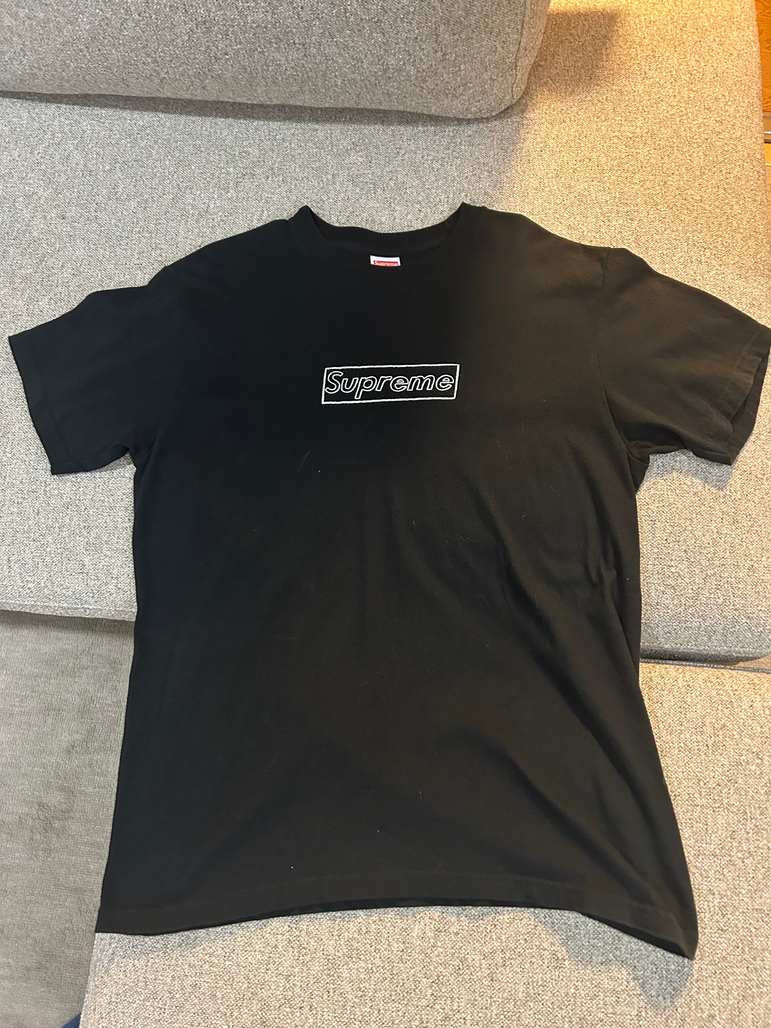 Supreme Small Box L/S Tee 