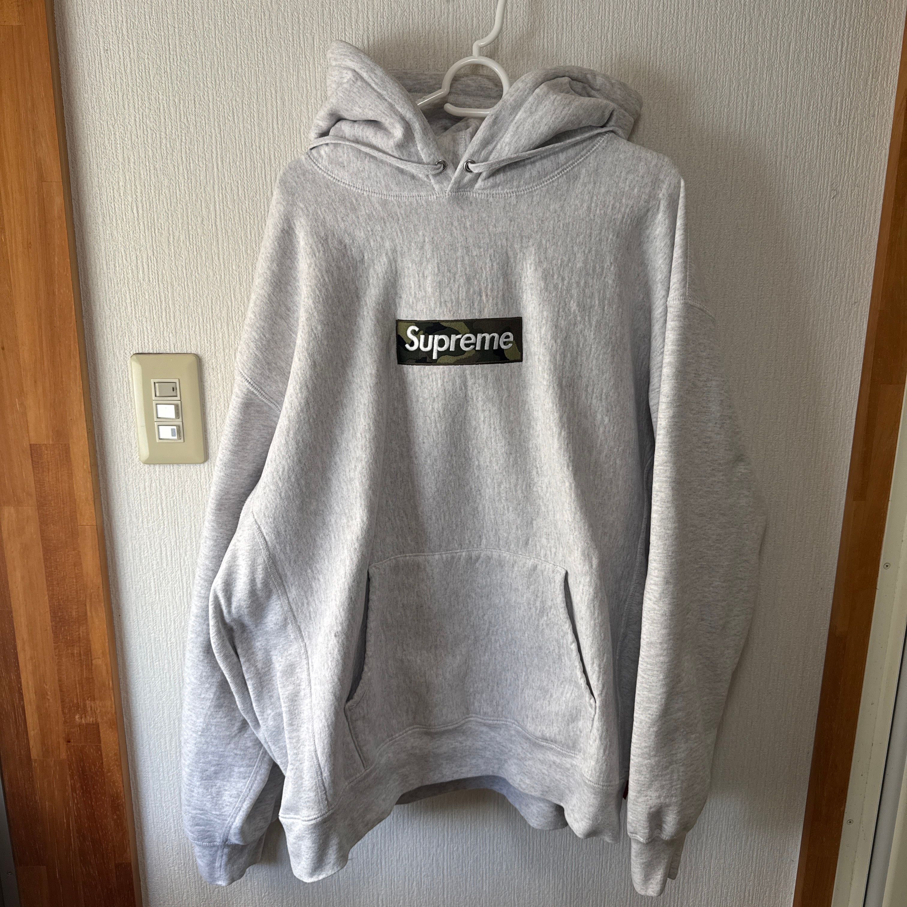 Supreme Box Logo Hooded Sweatshirt "Ash Grey" (23FW)