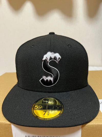 Supreme S Logo New Era® "Black" (20FW)