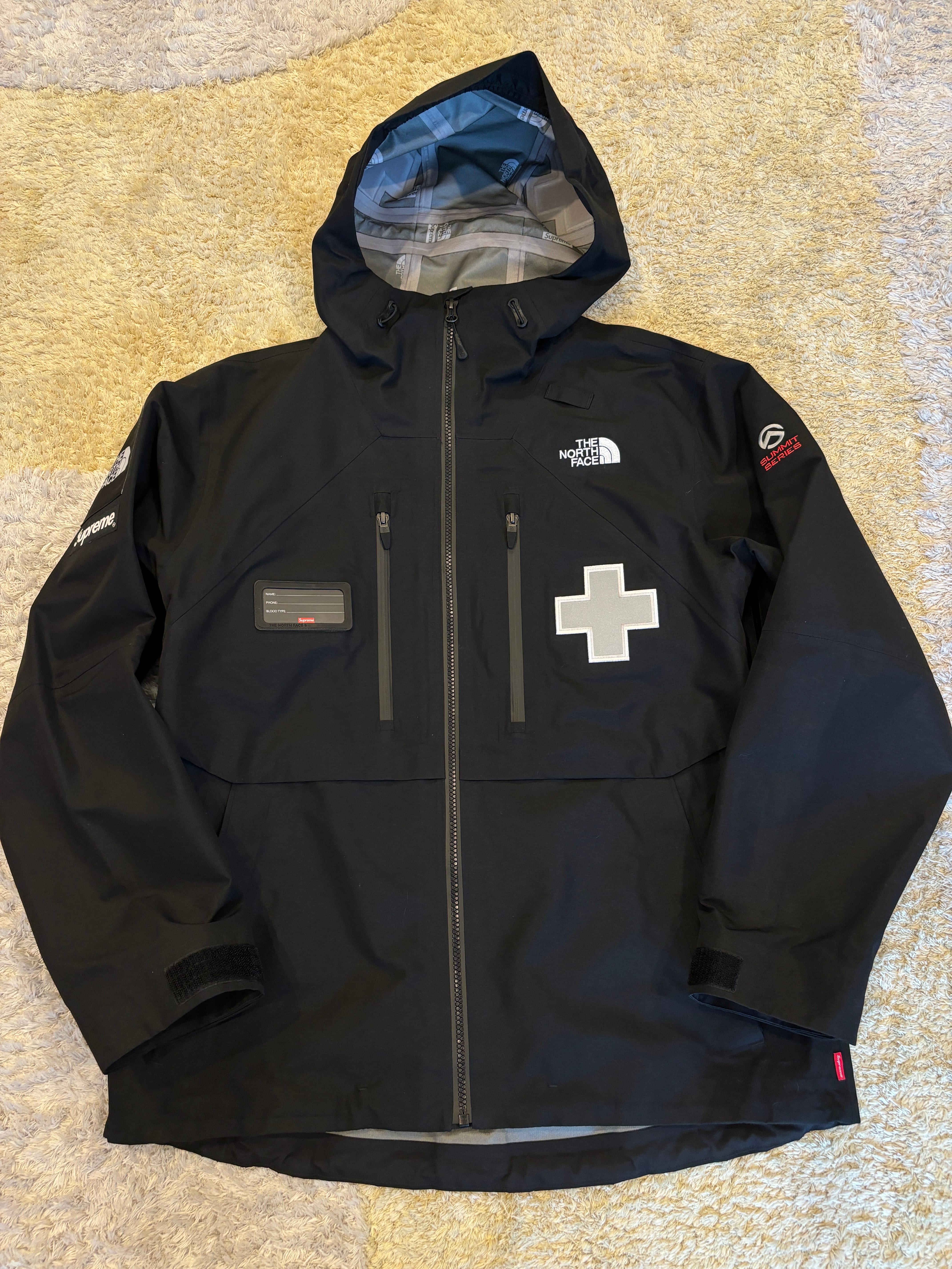 Supreme x The North Face Summit Series Rescue Mountain Pro Jacket "Black"