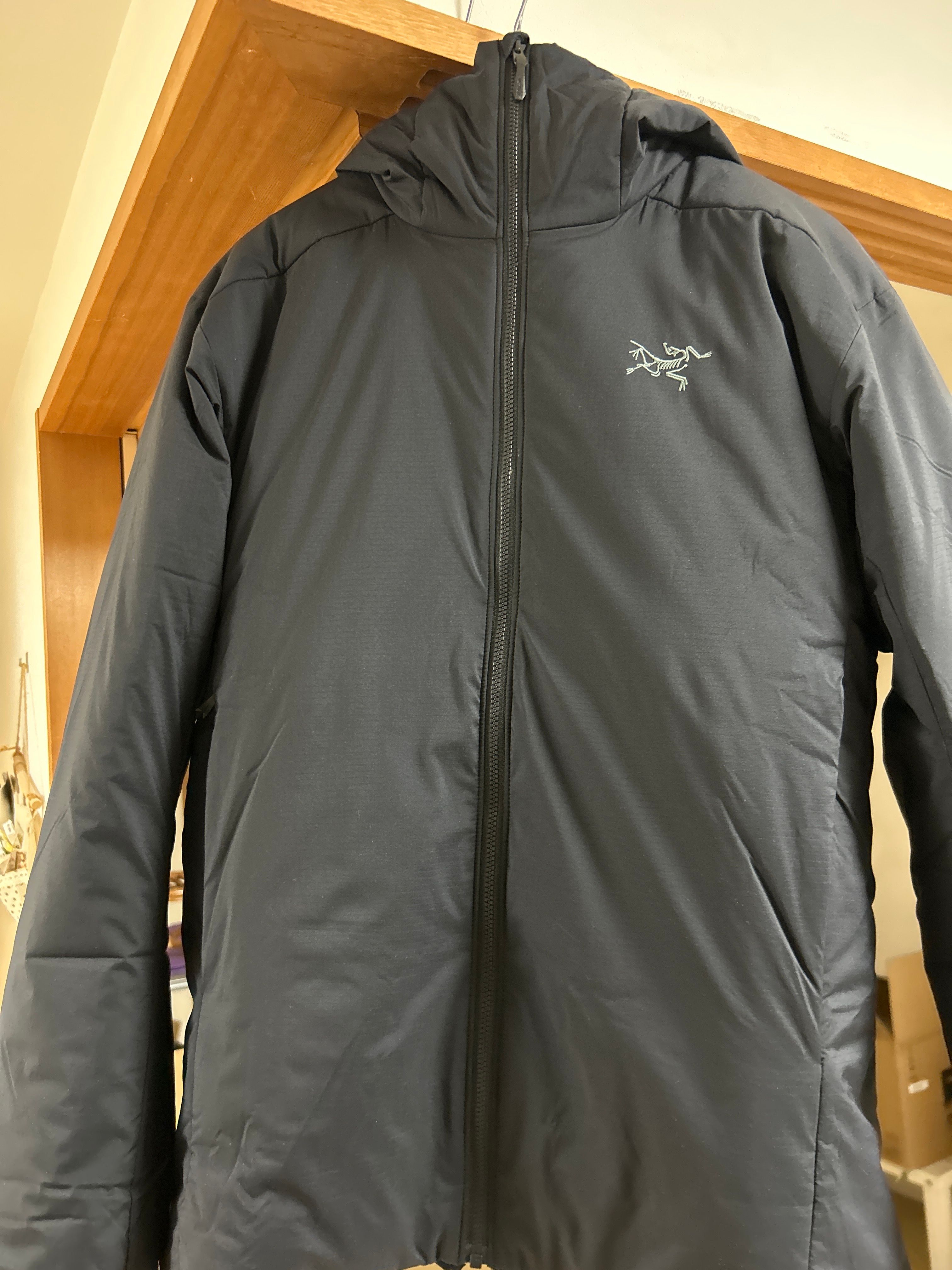 ARC'TERYX Atom Heavyweight Hoodie Men's "Black" X000007302