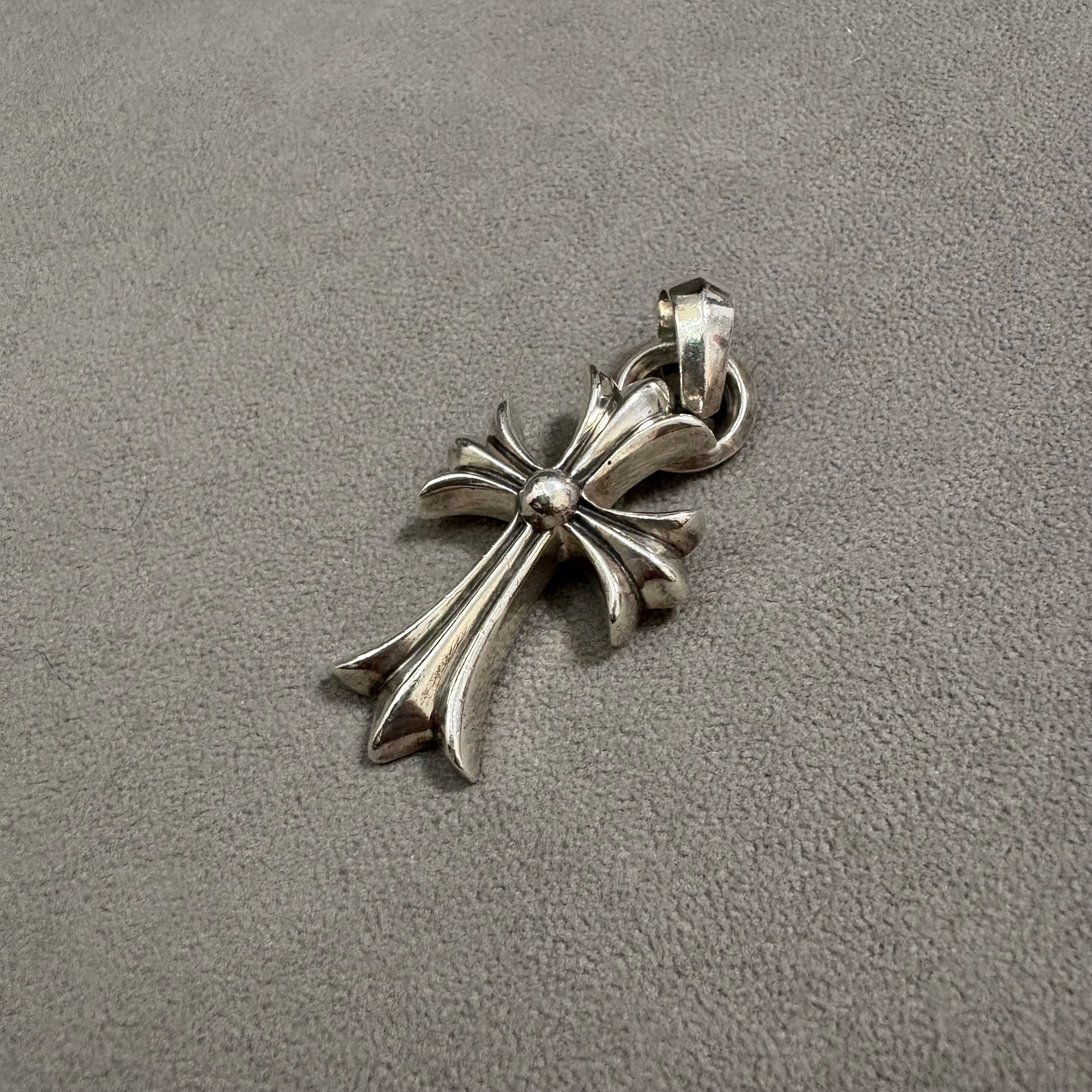 Chrome Hearts CH Cross Pendant Small / Plain Bail "Silver"