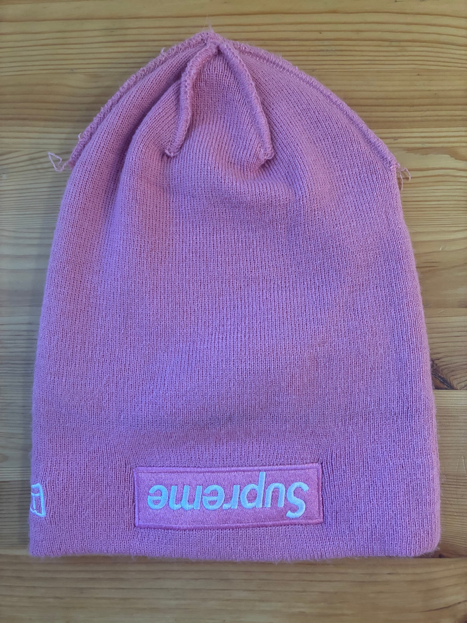 Supreme New Era Box Logo Beanie "Pink" (24FW)