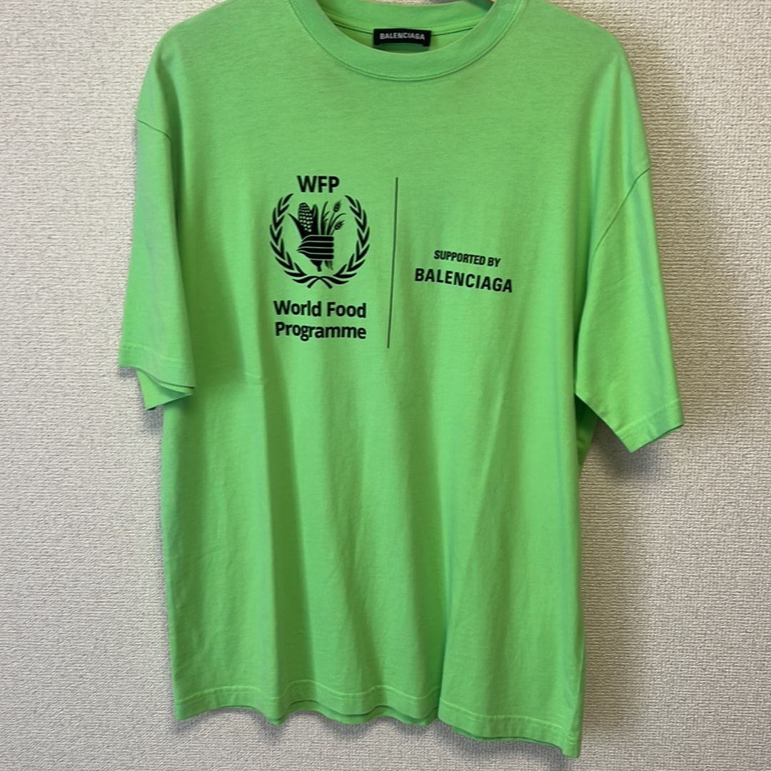 バレンシアガ tシャツ