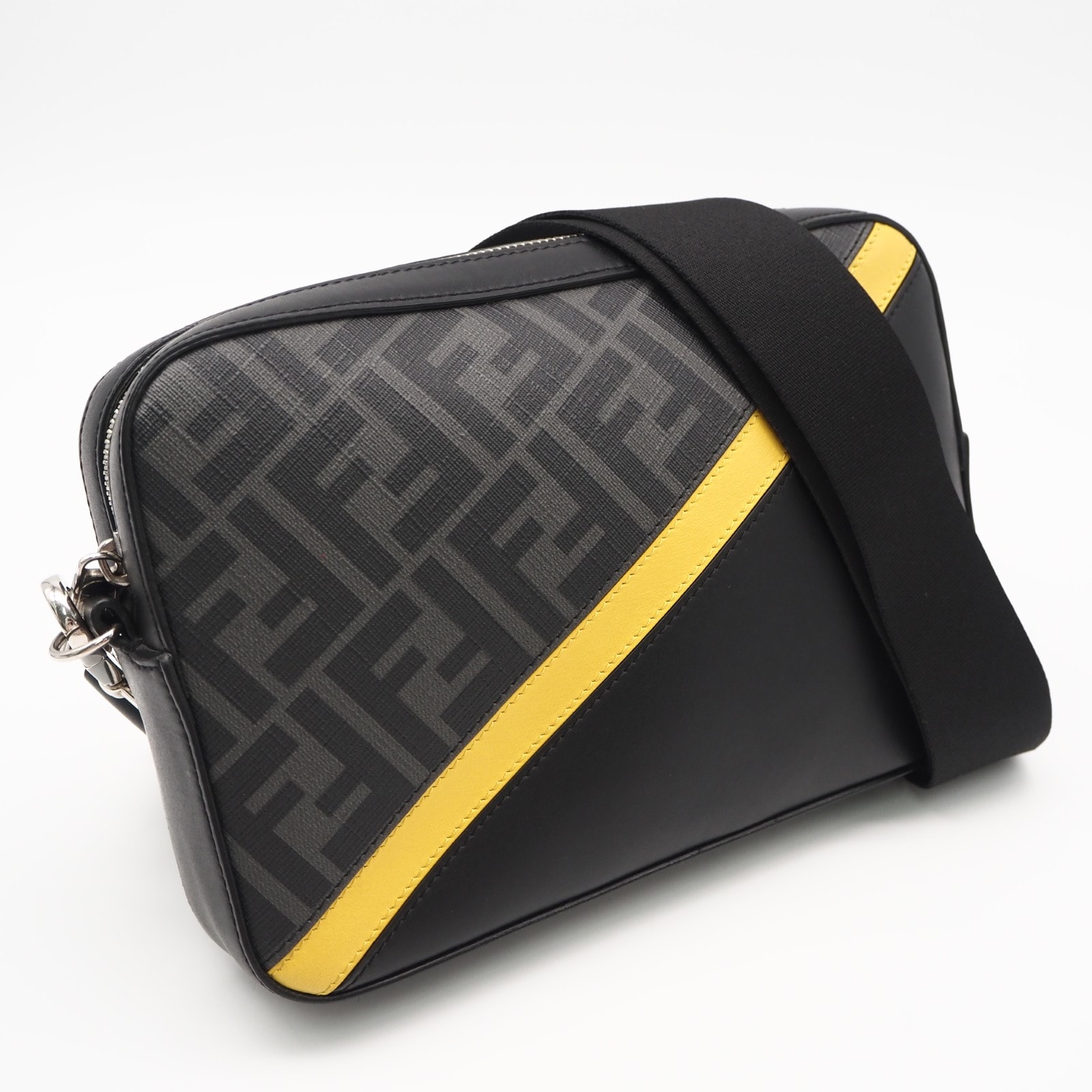 D (傷や汚れあり)】フェンディ FENDI ズッカ ショルダーバッグ バッグ