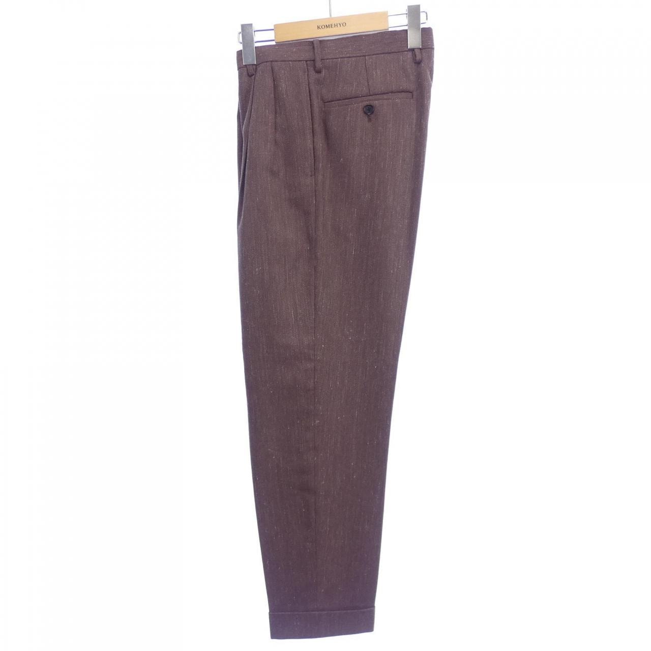AURALEE Wool Fulling Flannel Cargo Slacks 