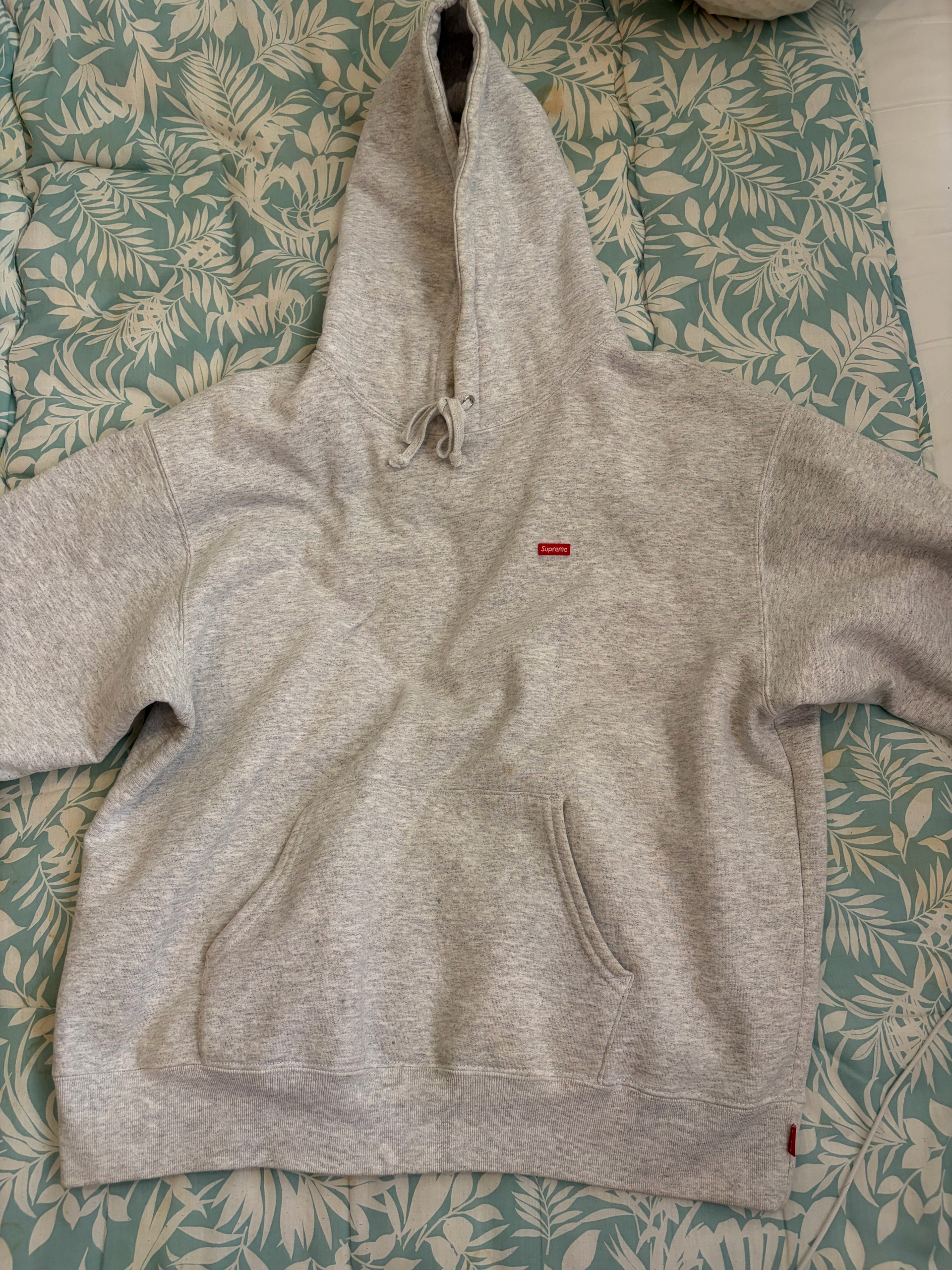 Supreme Small Box Hooded Sweatshirt "Ash Grey"