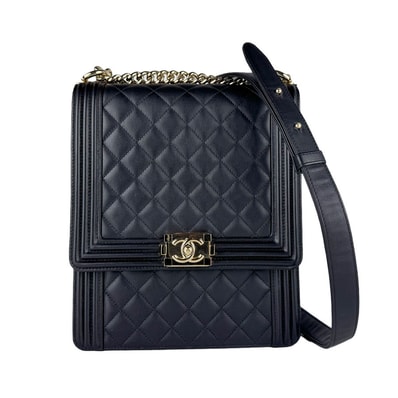シャネル CHANEL ショルダーバッグ ボーイシャネル レザー/メタル ブラック/ゴールド レディース【中古】 z10869