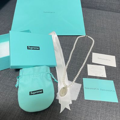 Supreme / Tiffany & Co. Return to Tiffany Oval Tag Pearl Necklace "Pearl"