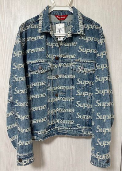 Supreme Frayed Logos Denim Trucker Jacket "Blue"