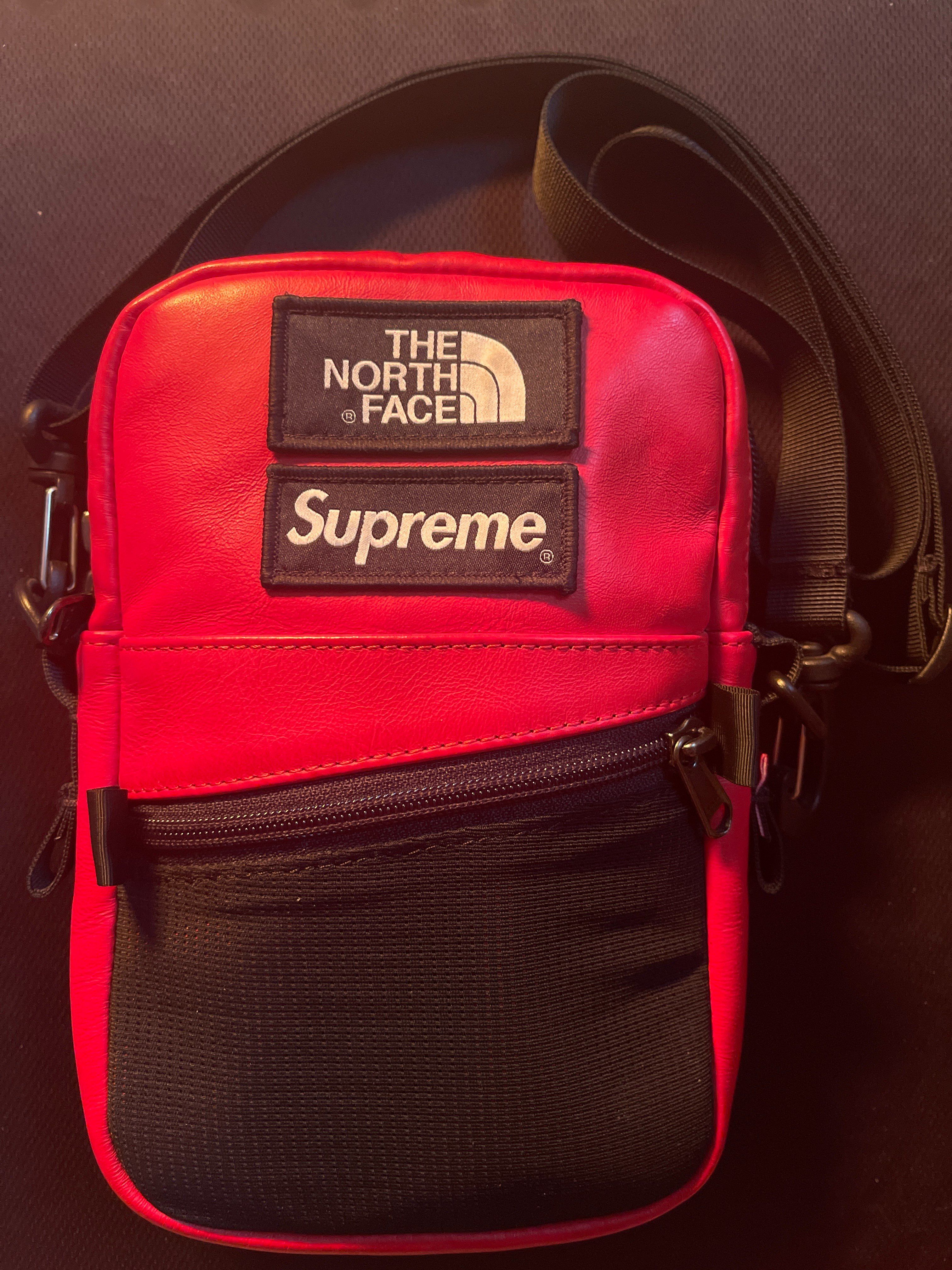 Supreme x The North Face Leather Shoulder Bag "Red"
