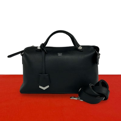 FENDI フェンディ バイザウェイ ロゴ レザー ショルダーバッグ ブラック
23443
