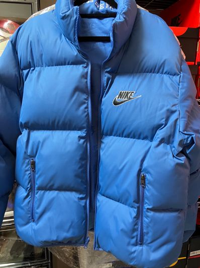 Supreme / Nike® Reversible Puffy Jacket "Blue"