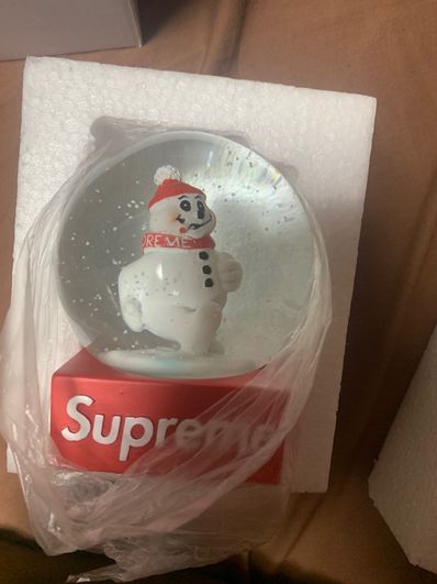 Supreme Snowman Snowglobe "Red"