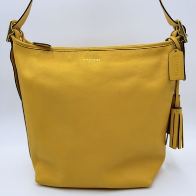 COACH(コーチ) レザー ショルダーバッグ イエロー タッセル付き