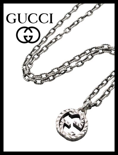 GUCCI Interlocking G Pendant Necklace