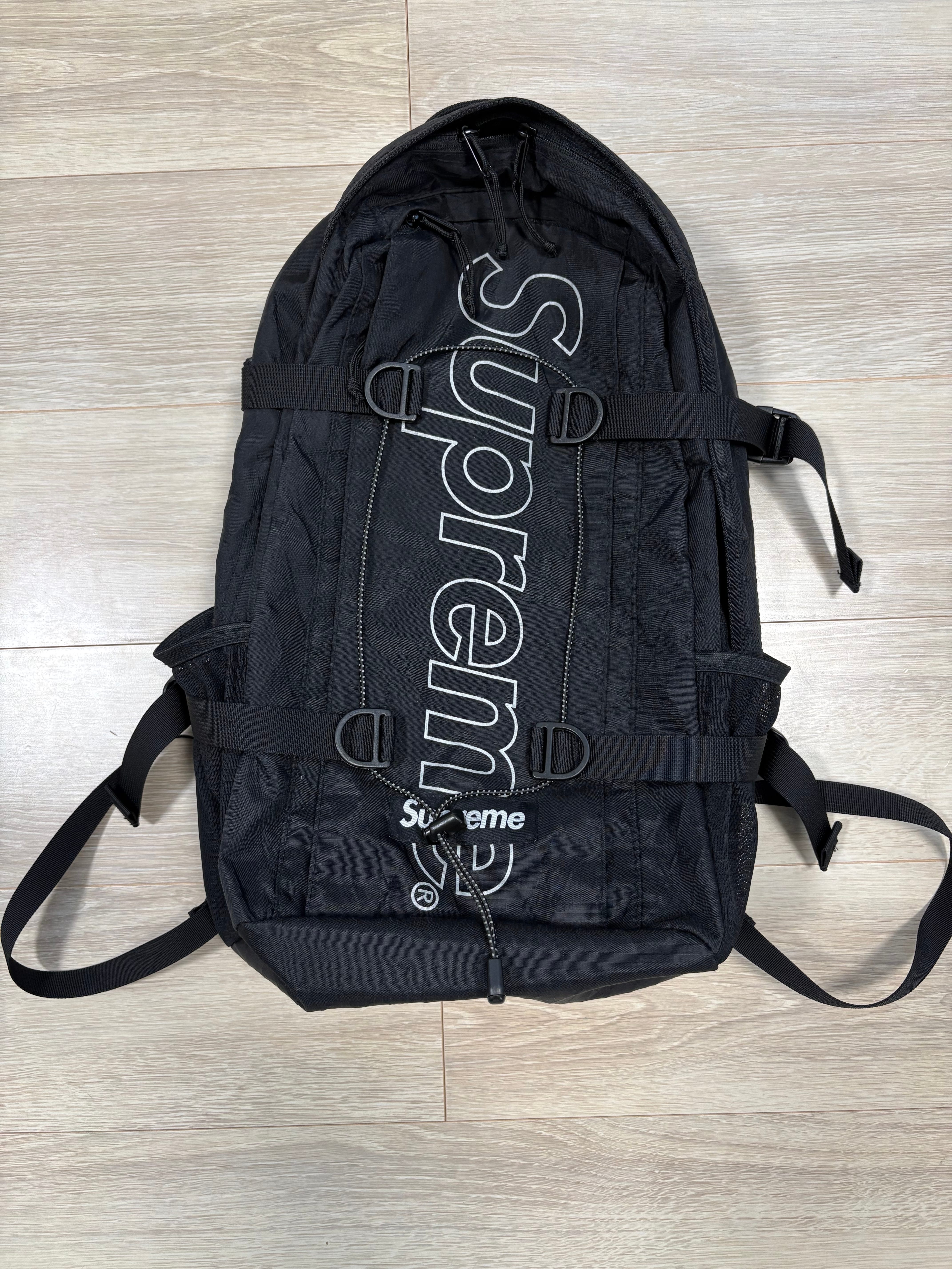 Supreme 18FW Backpack "Black"