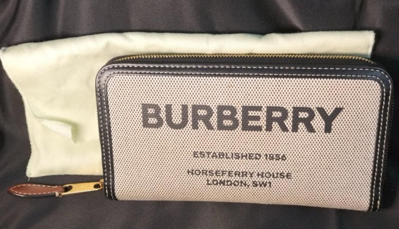 BURBERRY