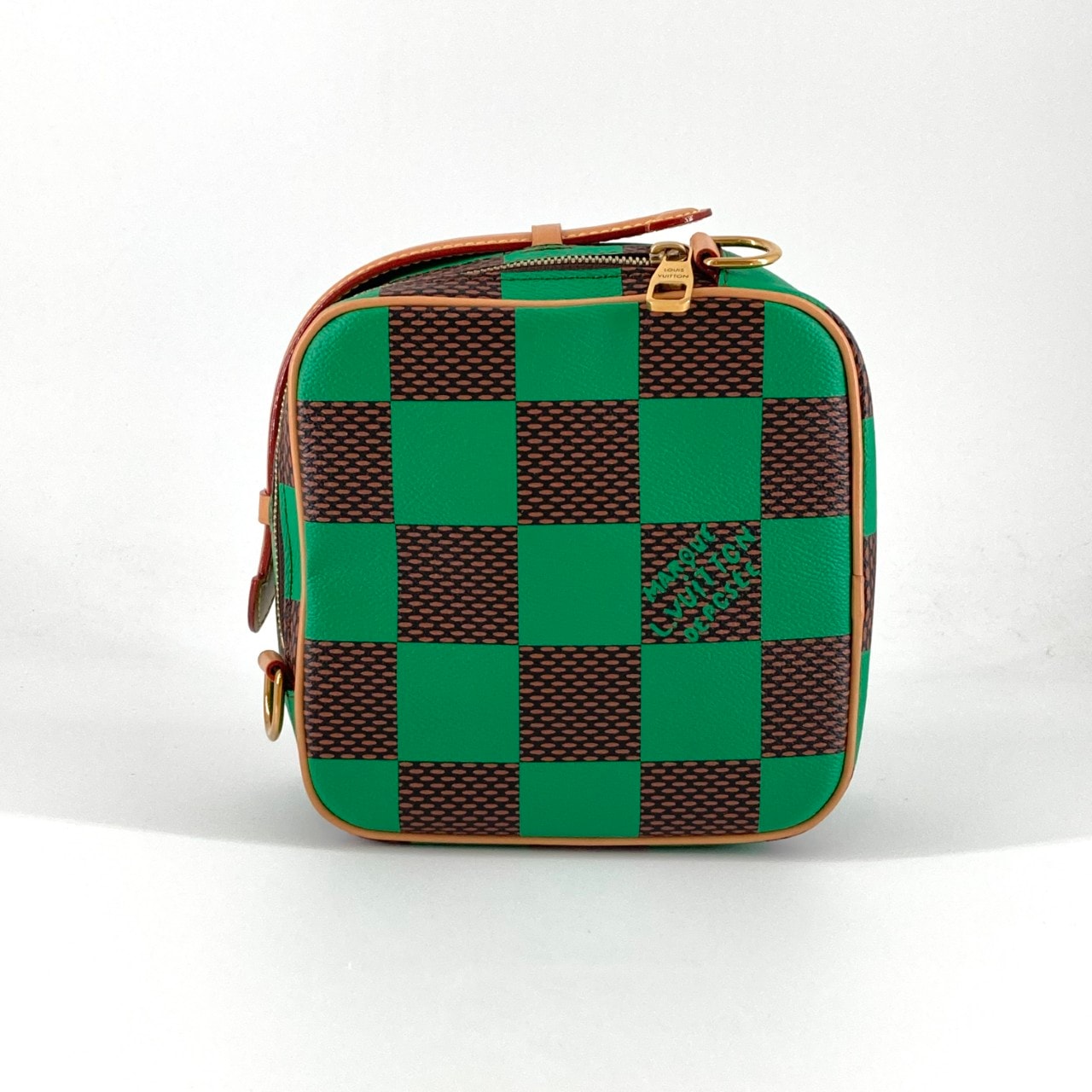 LOUIS VUITTON(ルイ・ヴィトン) チェス メッセンジャー N40563 ショルダーバッグ ブラウン
