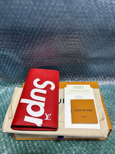 Louis Vuitton x Supreme Portefeuille Brazza "Red"