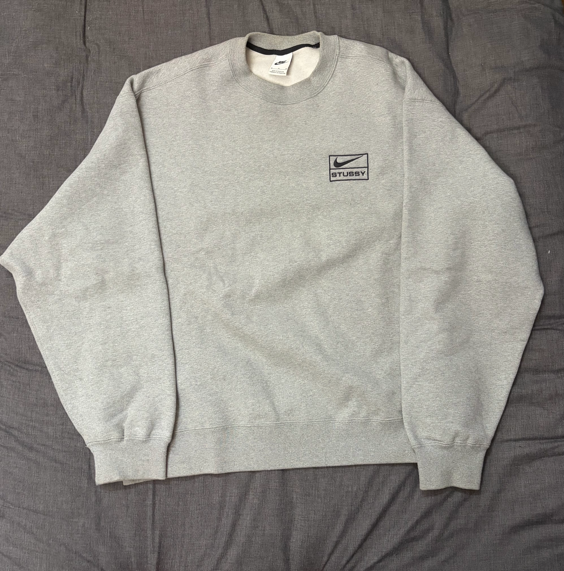 Stussy x Nike Fleece Crew (US Size) "Grey" DO9337-063