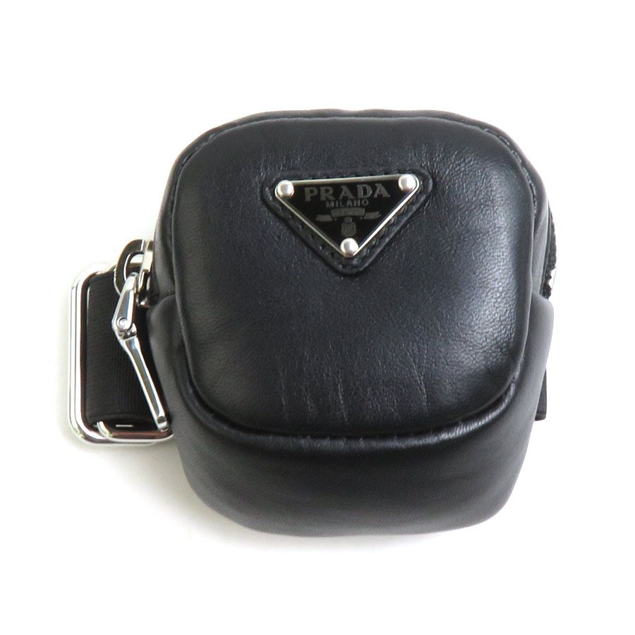 PRADA シルバー レザーポーチ PRADA☆パテントレザーミニポーチアイボリー (PRADA/ショルダー