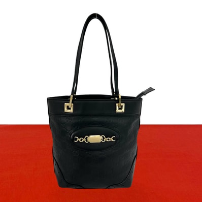 GUCCI グッチ グッチシマ ロゴ 金具 レザー トートバッグ ブラック
20924