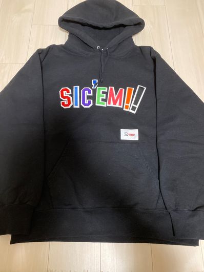 Supreme / WTAPS Sic'em! Hooded Sweatshirt "Black"