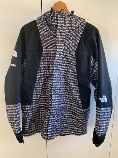 Supreme x The North Face Studded Mountain Light Jacket "Black"