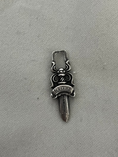 Chrome Hearts #5 Dagger Charm Zip 1 "Silver"