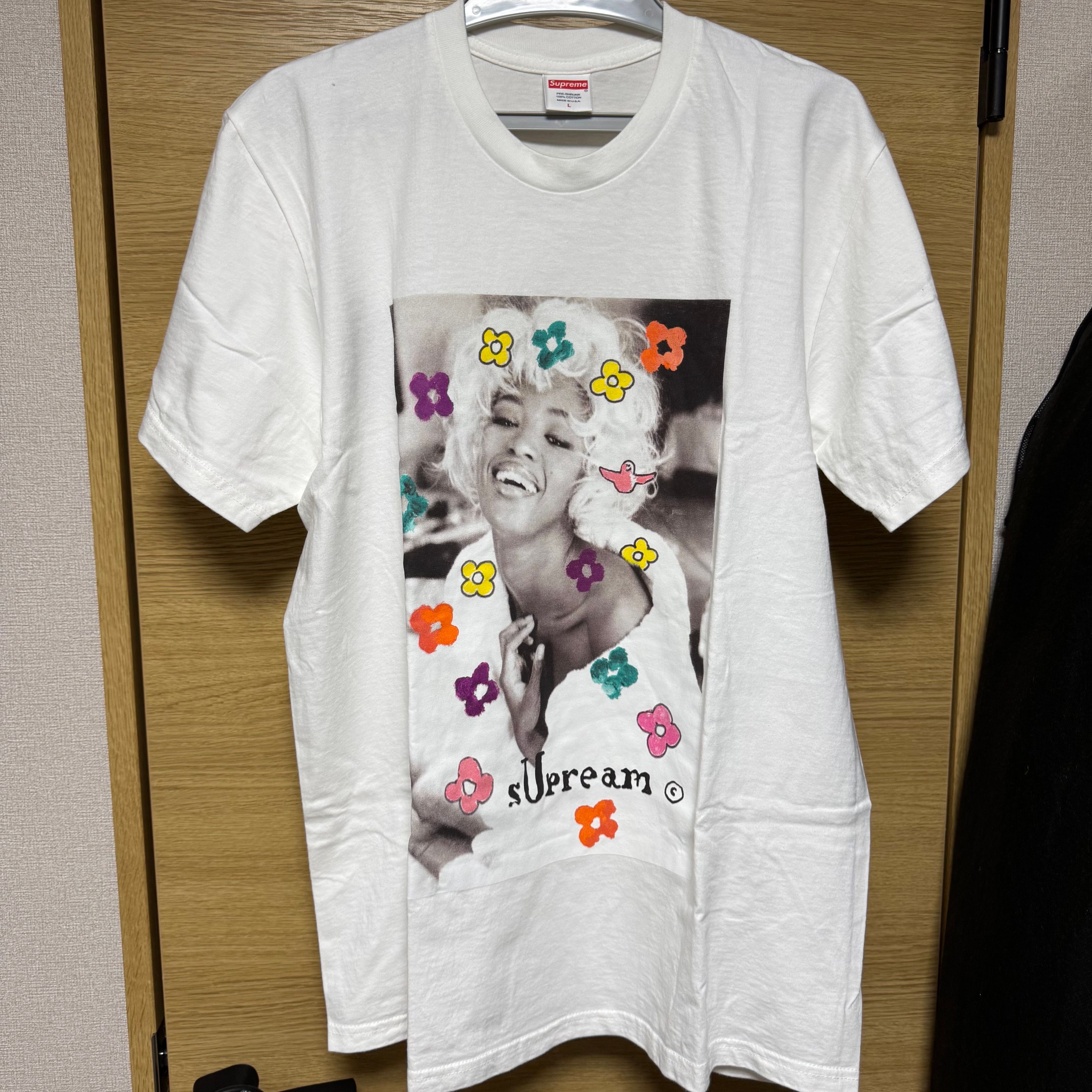 シュプリーム ナオミ Tシャツ "ホワイト"（木村拓哉着用）