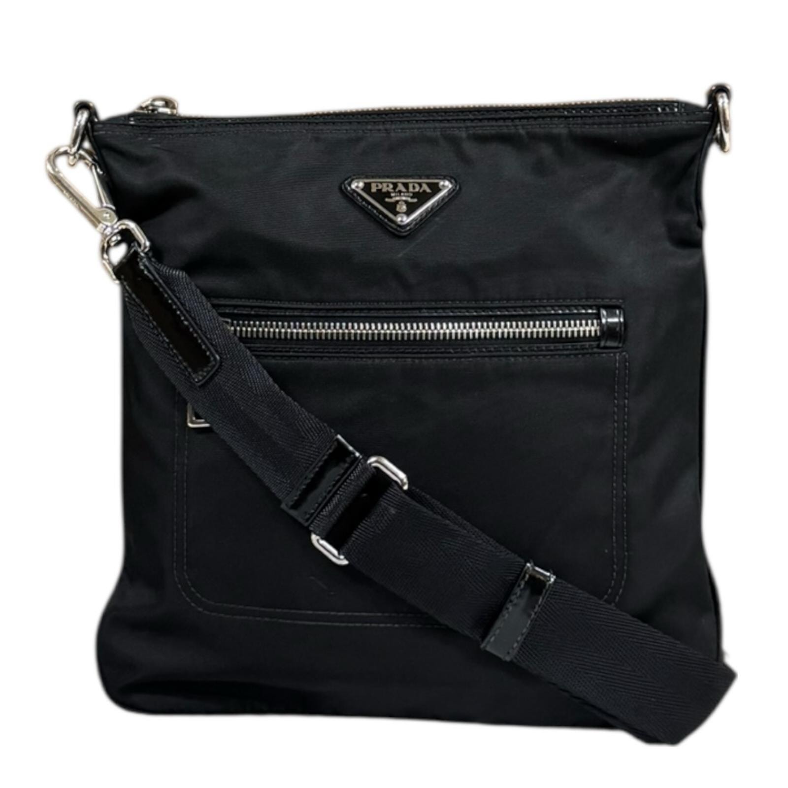 プラダ ショルダーバッグ ナイロン ブラック ユニセックス PRADA  中古