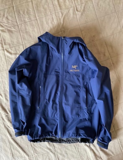 ARC'TERYX x BEAMS Beta SL Jacket "Navy"