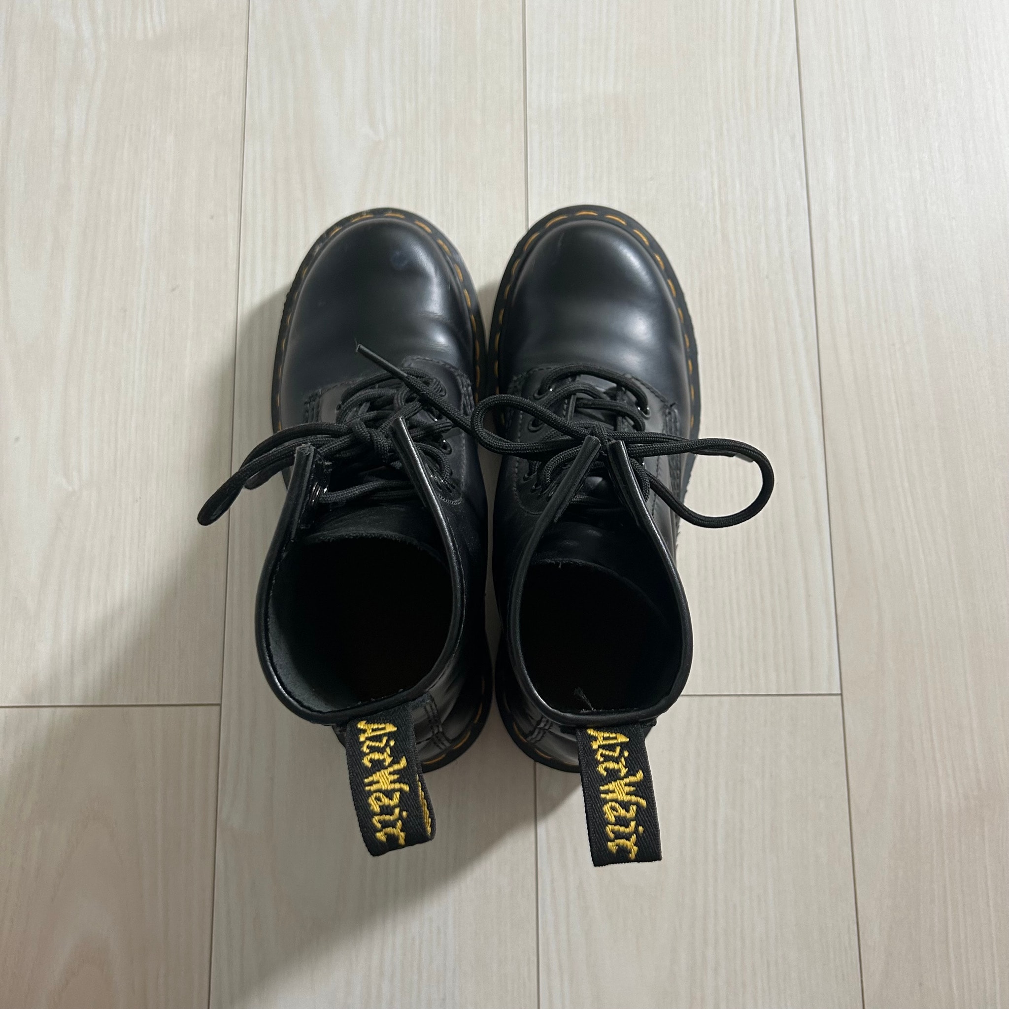 Dr.Martens 1460 8ホールブーツ