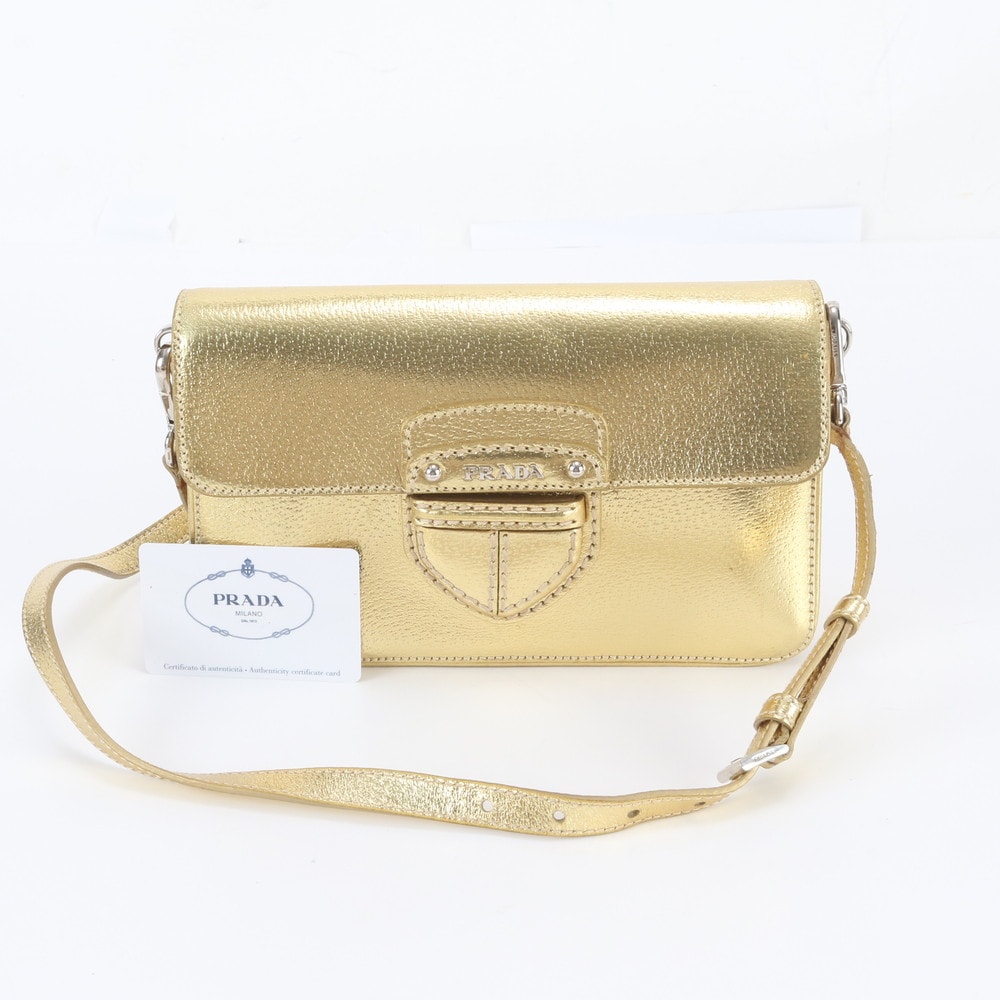 ■極美品 プラダBT0784 ショルダーバッグ レザー