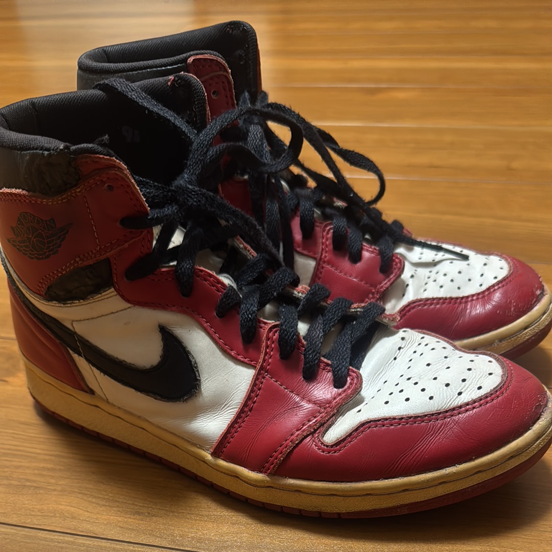 Nike Air Jordan 1 Retro High "Chicago" (1994)