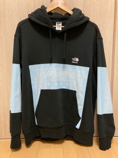 Supreme x The North Face Bandana Hooded Sweatshirt "Black"