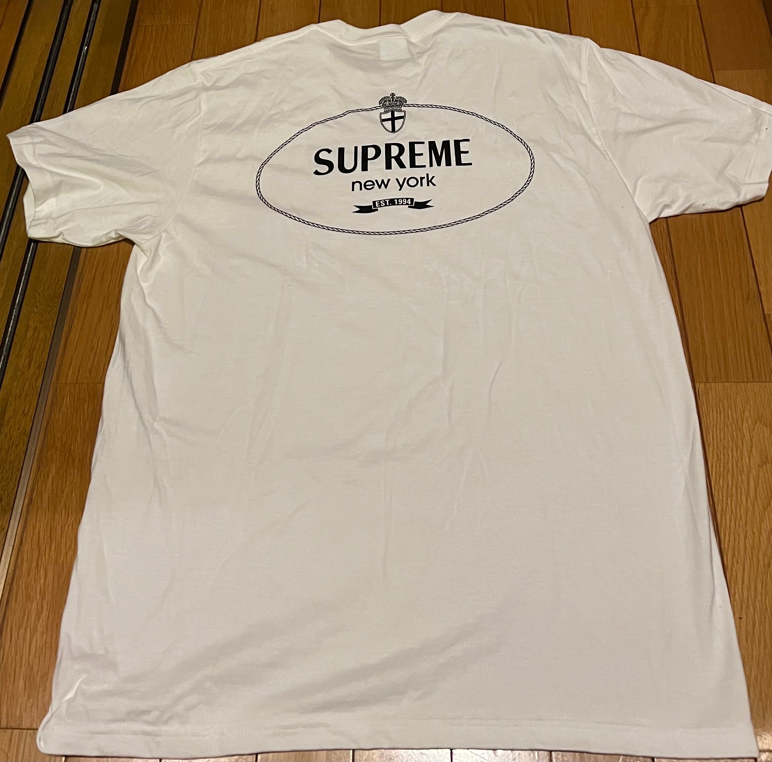 Supreme Crest Tee 