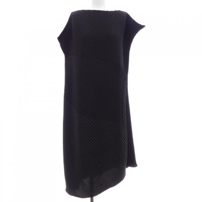 イッセイミヤケ ISSEY MIYAKE IM31FH649 ワンピース