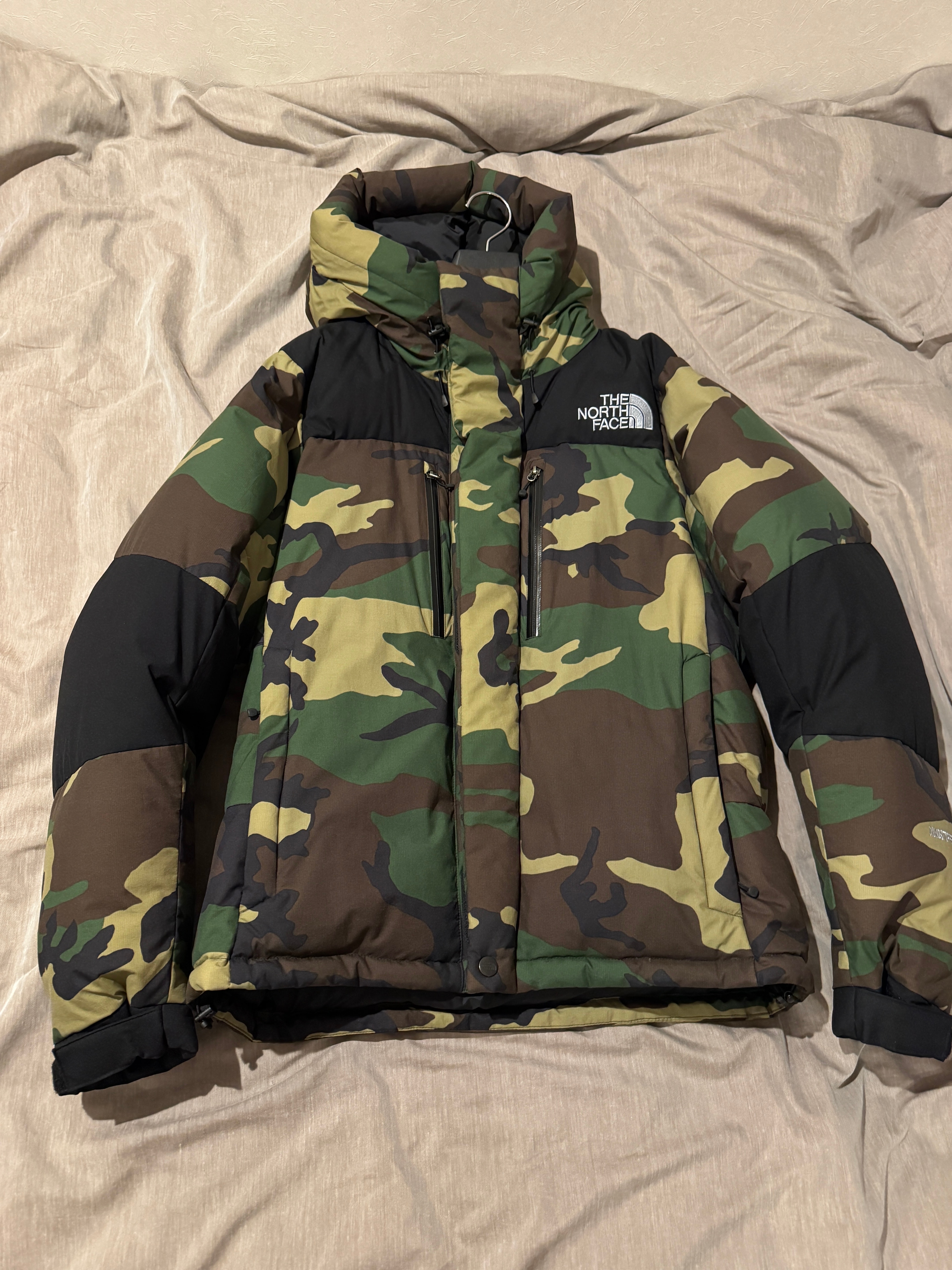 ザノースフェイス ノベルティ バルトロ ライト ジャケット "ウッドランド(CF)"